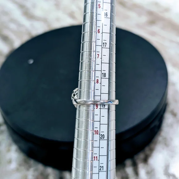 Affinity Diamond Sterling Heart Ring - Picture 4 of 11